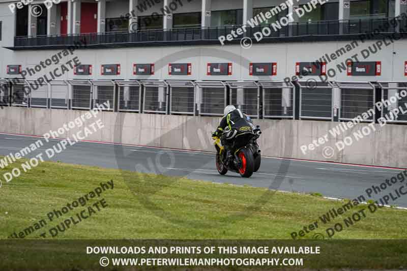 cadwell no limits trackday;cadwell park;cadwell park photographs;cadwell trackday photographs;enduro digital images;event digital images;eventdigitalimages;navarra;no limits trackdays;peter wileman photography;racing digital images;trackday digital images;trackday photos